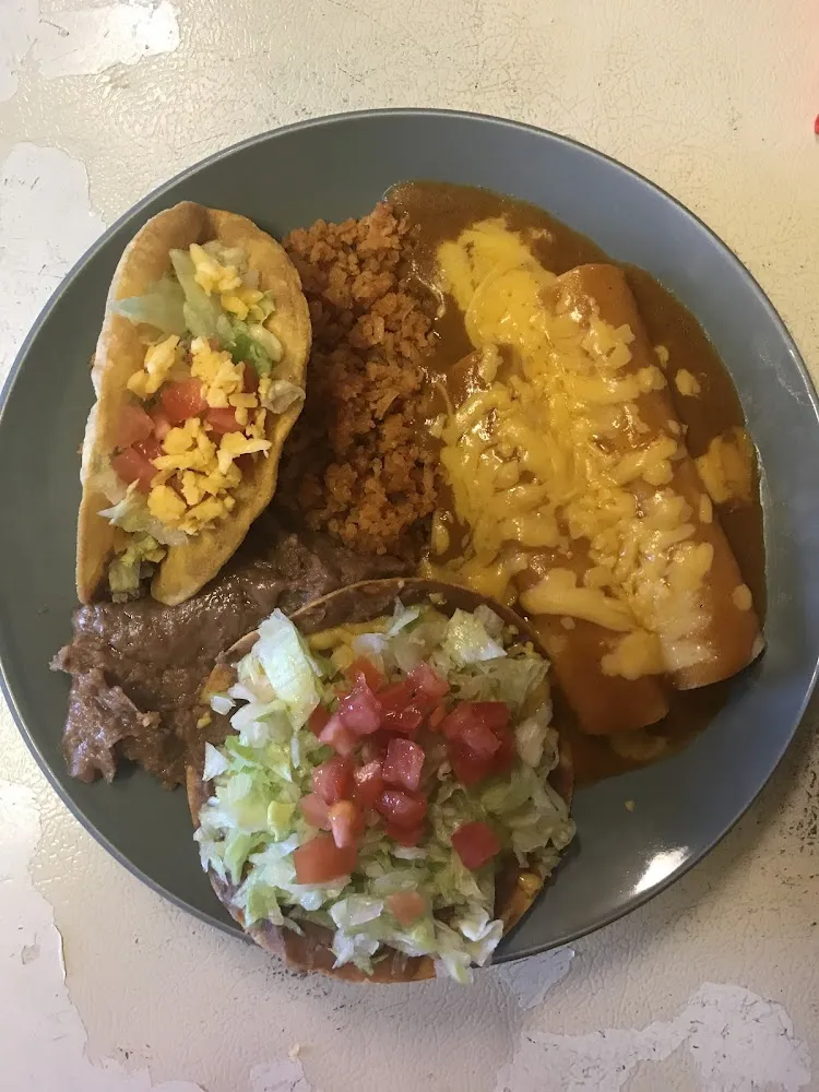 Chalupa Plate
